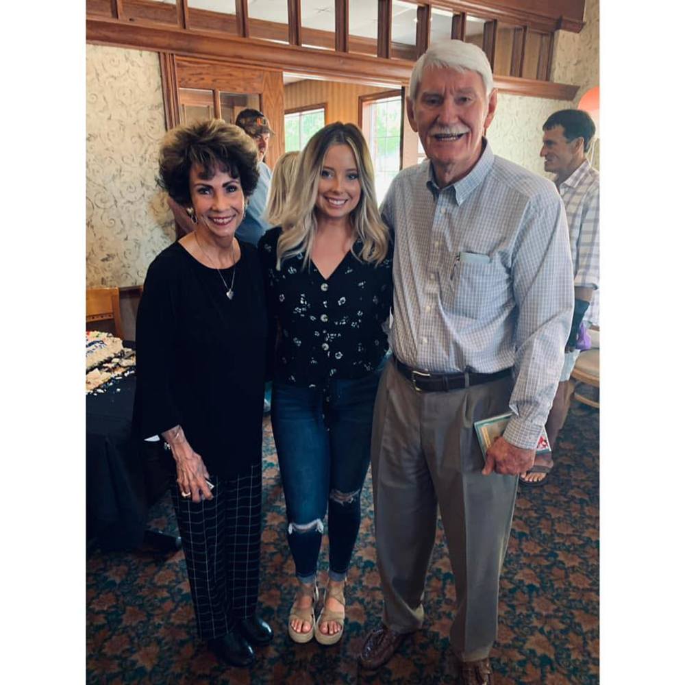 Meet your Posher, Shelbey